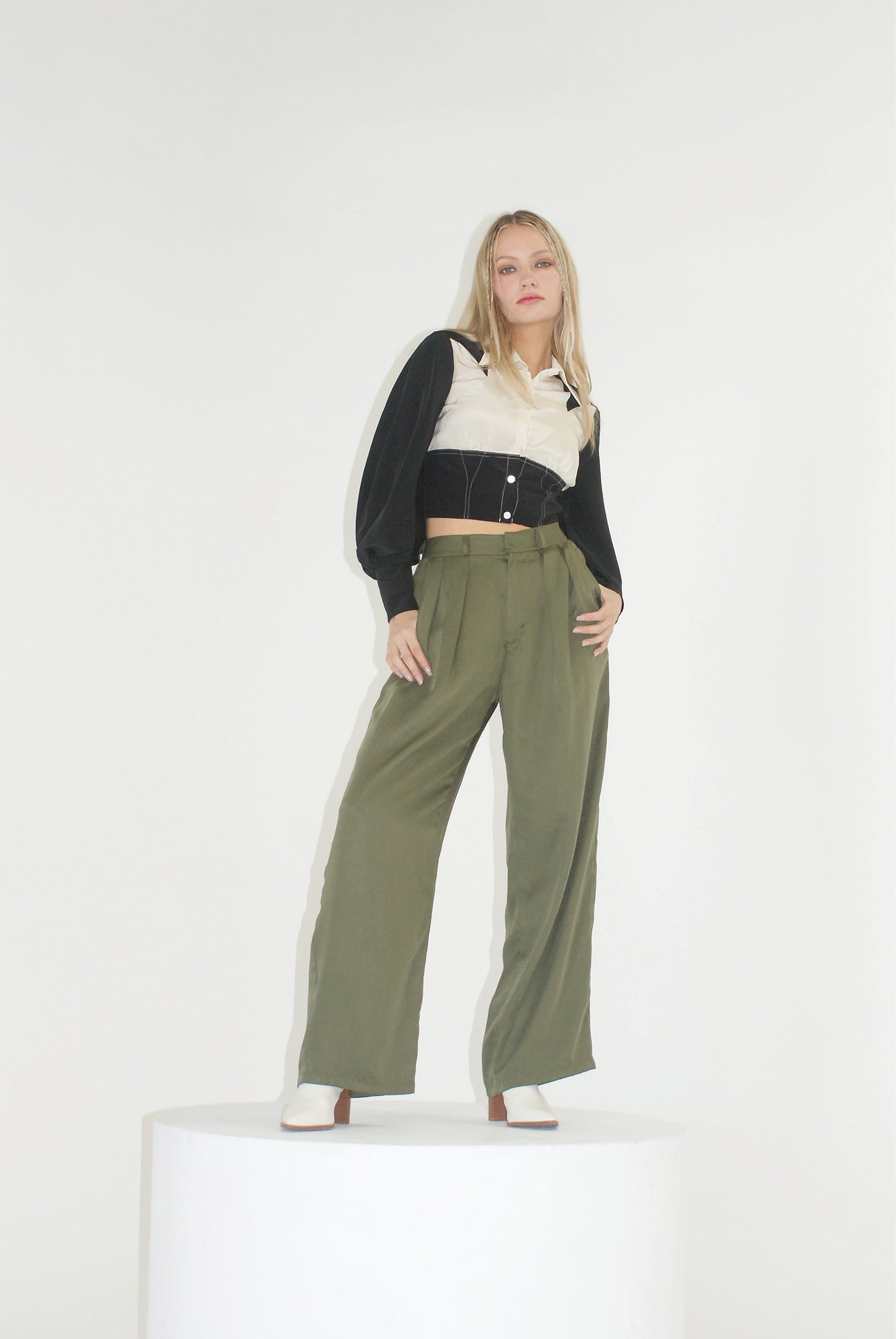 The Nalya High Waist Pleated Trouser